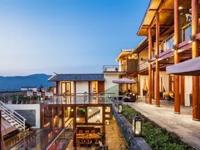 Linghe Yunheshun Panoramic Inn - Image 5