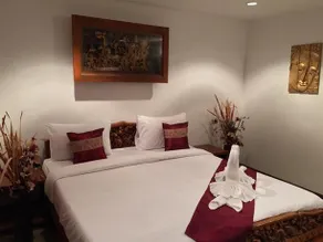 Villa Rich - Image 3