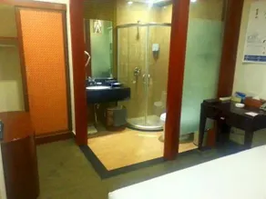 Minzu Hotel Guiyang - Image 5