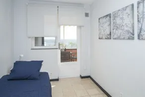 Modern on the Seafront - Image 2