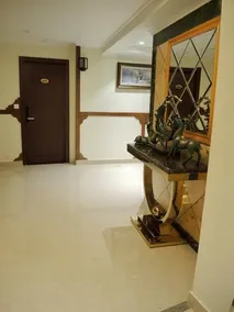 Crescent Resort - Image 4