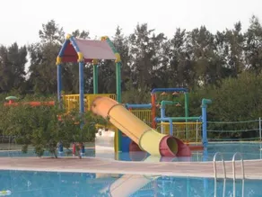 Mido Club Toboggan City - Image 4