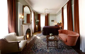 Lafayette House - Image 4