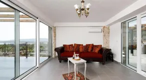 Capri House - Image 5