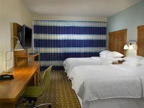 Four Points by Sheraton Miami Beach - Image 5
