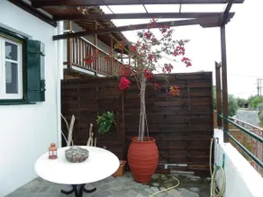Sunset House - Image 5