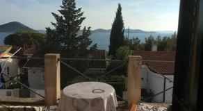 The Sea Cottage Apartments - Image 5