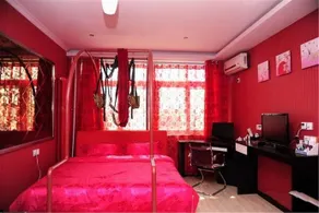 Friday Theme Guesthouse Branch Two - Image 5