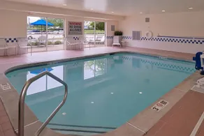 Fairfield Inn & Suites St. Louis St. Charles - Image 4
