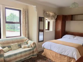 Maranatha Guest House - Image 1
