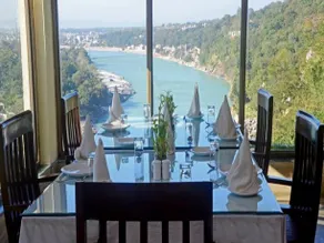 Divine Resort - Image 4
