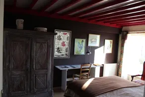Lu Jardin Des Violettes Chambre D'Hotes - Image 4