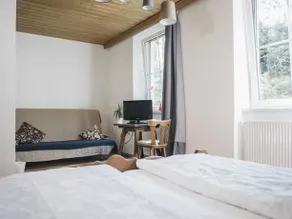 AOS Guesthouse - Image 5