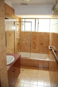 Brash Vineyard Farmhouse - Image 3