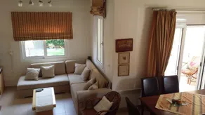 Reppas House - Image 5