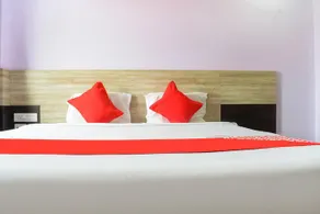 OYO 36517 Hotel Bharati Inn - Image 3