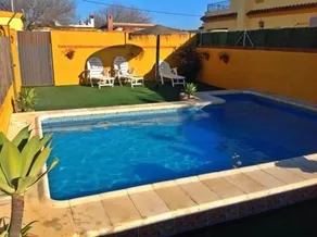 Chalet Las Parcelas - Image 1