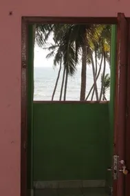 Beach Club - Image 5