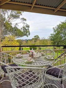 Nicholson Bed & Breakfast And Arts Centre - Image 5