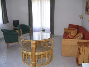 Gabi Apartmanház - Image 4