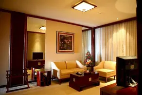 Beijing Jinnian Hotel - Image 3