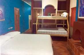 Casa Amarilla - Image 2