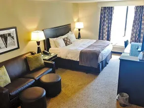 Radisson Hotel Bismarck - Image 5