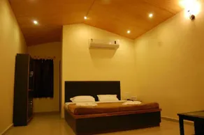 Celebrity Hotel Bilaspur - Image 5