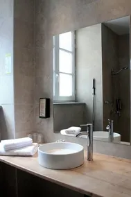 Hotel Du Luxembourg Et Restaurant Les 4 Saisons - Image 4