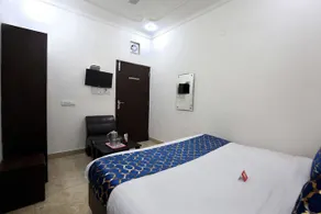 Hotel Rich Inn by OYO Rooms - Image 5