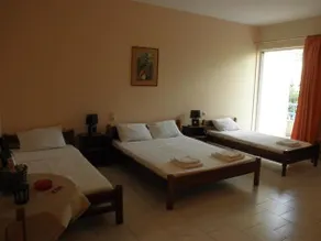 Hotel West - Image 5