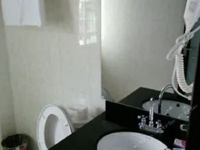 Donglai Business Hotel - Image 4