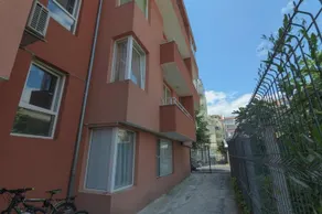 Sea House Burgas - Image 2