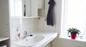Arni's Place - Image 4