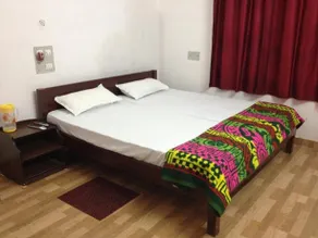 Samrat Palace Guest House - Image 2