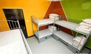 Qingdao Pirate Ship International Youth Hostel - Image 5
