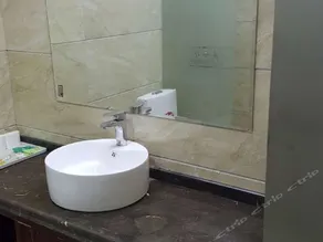 Yuyuan Hotel (Yishui Jiuzhou Commercial Building Branch) - Image 5