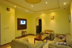 Hadeiat Kindah Hotel Suites - Image 3