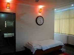 Hotel Manu Vinod - Image 4