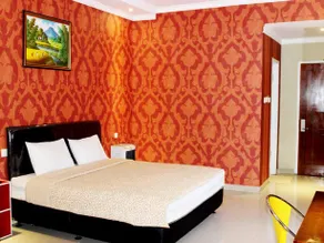 Albis Hotel - Image 3