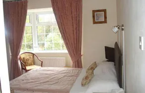 Bracken Bed & Breakfast - Image 2