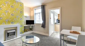 Apartment 1 at 3 Jubilee - Image 5