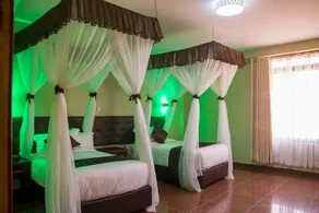 Maxland Hotel - Image 1