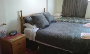 Cromwell Bed & Breakfast - Image 3