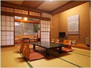 Yutagami Onsen Nostalgic Inn Suehirokan - Image 4