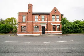The Rowers Hotel - Image 2