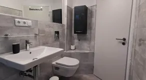 Atractivo apartamento apropiado para familias con terraza, jardín y barbacoa | Se admiten mascotas - Image 5