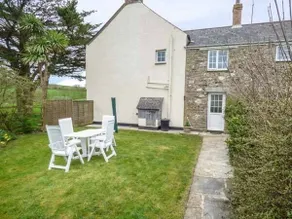 Holly Cottage - Image 1
