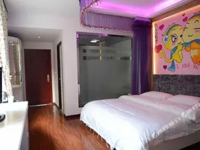 Witty Monkey Hotel - Image 5