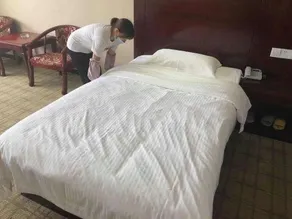 PUXIANG LEISURE HOTEL - Image 2